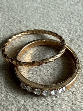 Gold Tone Women’s Stackable Ring Set with Clear Stones